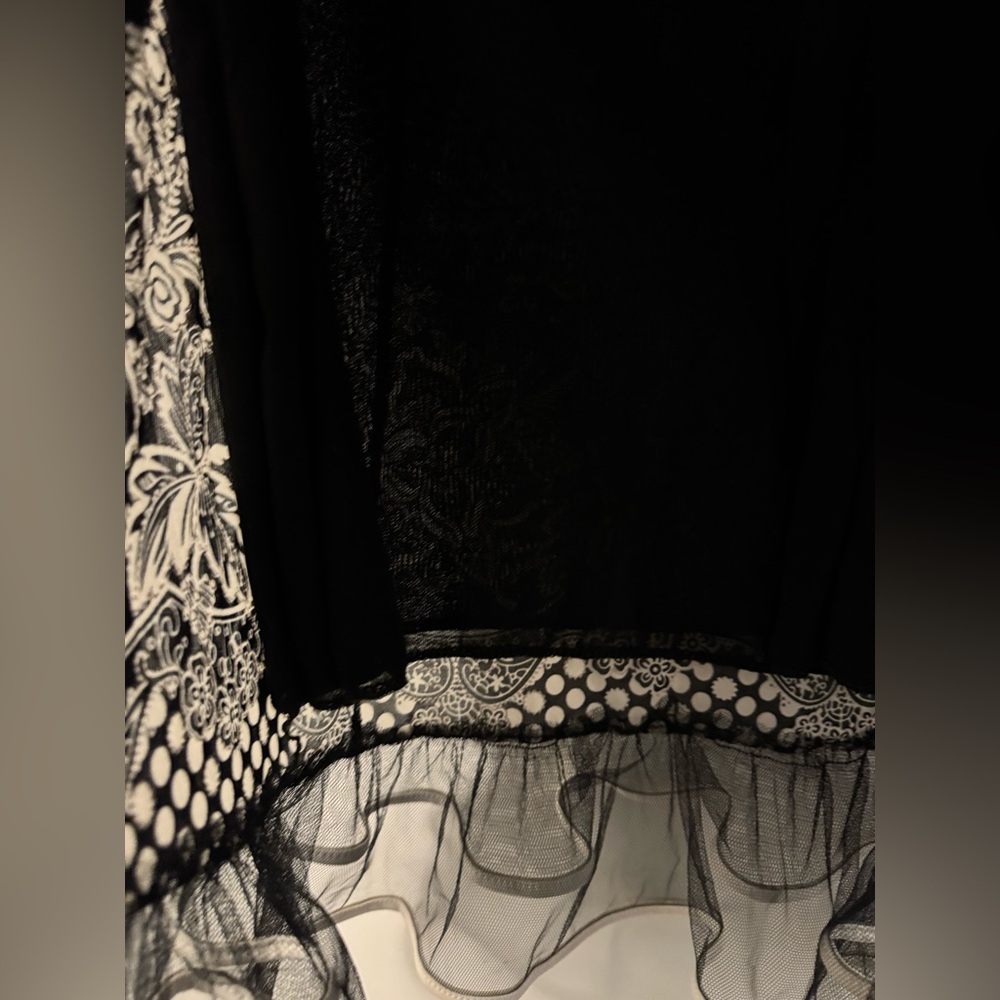 Unique Ruffle Hem Skirt - Picture 4 of 5
